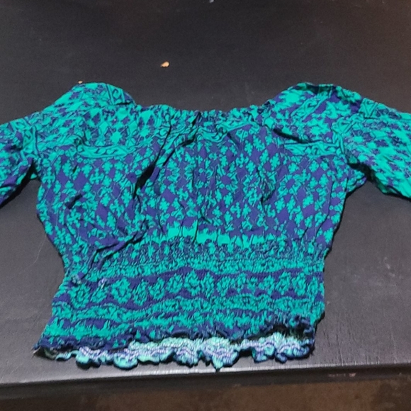 Top - Picture 1 of 1